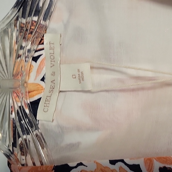 CHELSEA & VIOLET Floral Print Mini Dress Cutout Long Sleeve Party Cocktail Dress - Picture 5 of 9